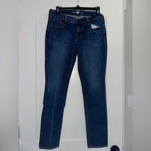 Old navy skinny jeans size 6 short